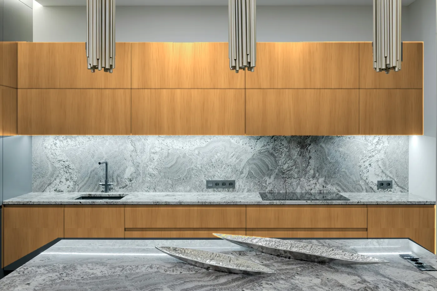 Before, as an illustration: the same kitchen with honey oak doors and drawer fronts.
